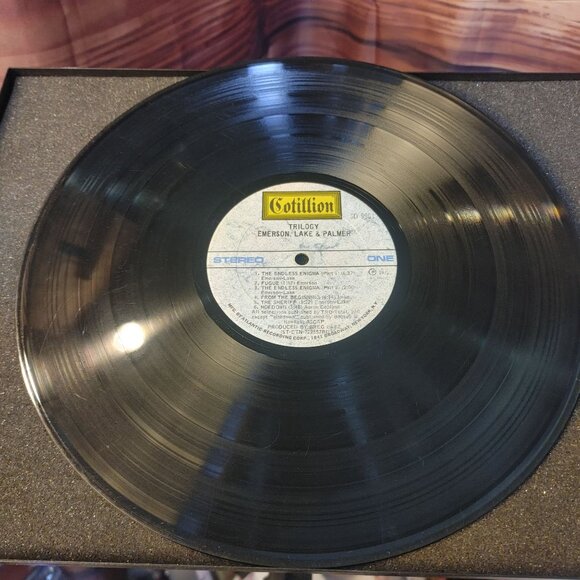 Vintage LP Vinyl Record Emerson, Lake & Palmer - Trilogy 12" 33RPM Album 1972 - Picture 4 of 5